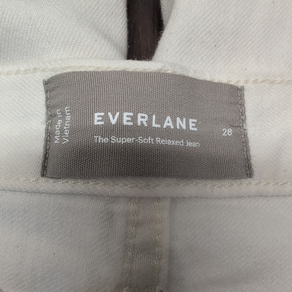 Everlane The Super-Soft Relaxed Jean Size 28 Bone Straight Leg - Picture 10 of 11
